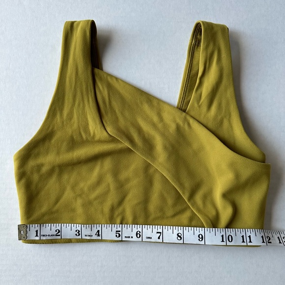 Lululemon Nulu Cross Front Yoga Bra. Olive Green. Size 4 - Picture 5 of 8